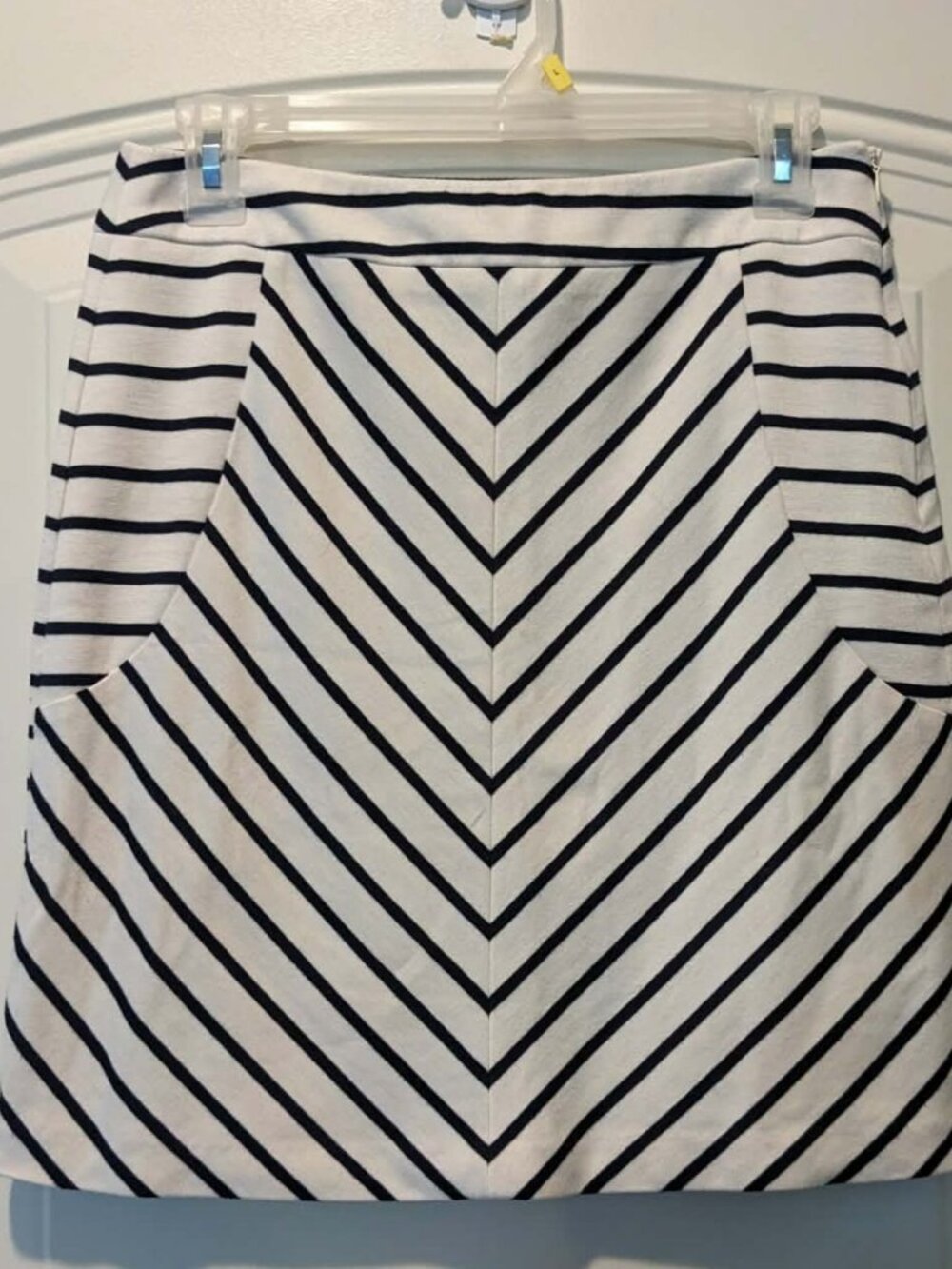 Cynthia Rowley White & Navy Striped Nautical Knit Mini Skirt size 4 Stretch